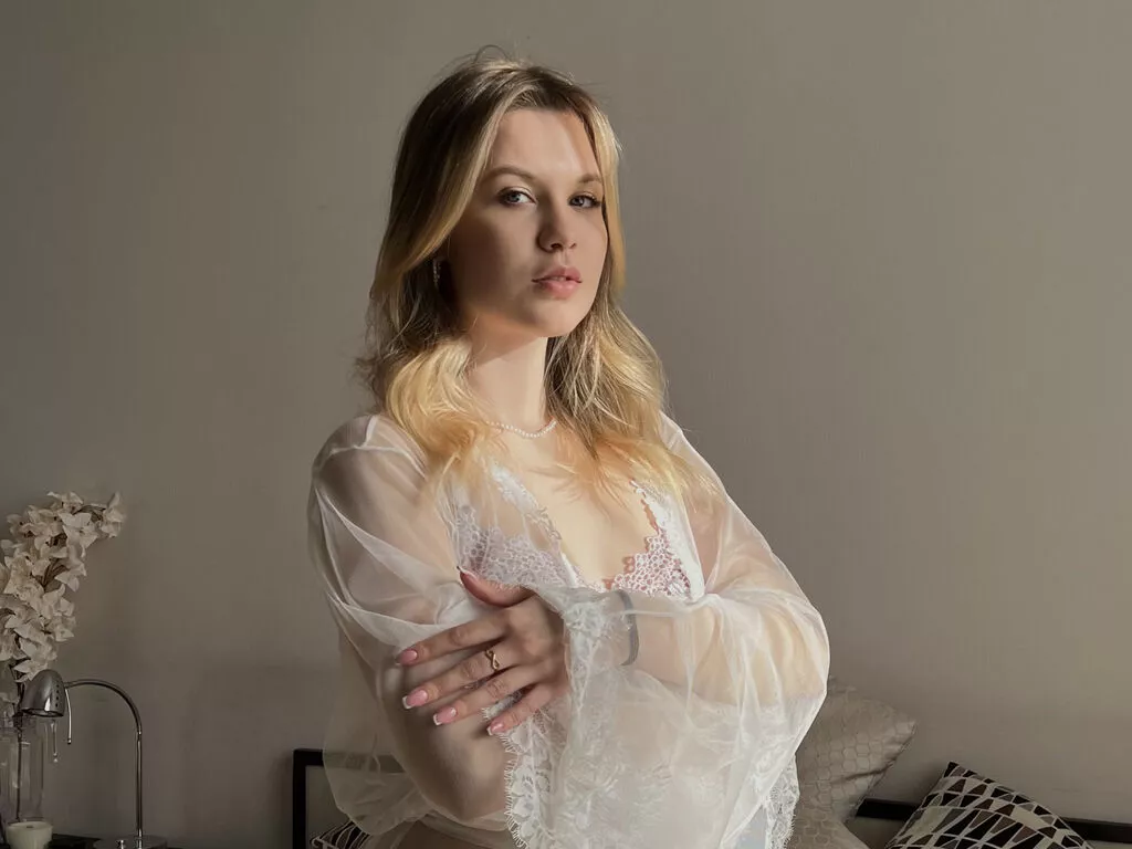 CathyHernandez on Streamate 