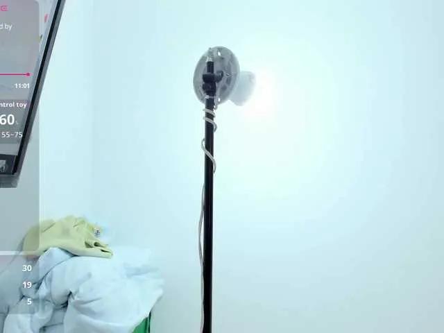 -Alisha on BongaCams