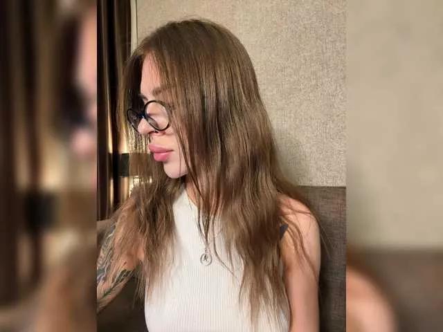 -Aperol- on BongaCams