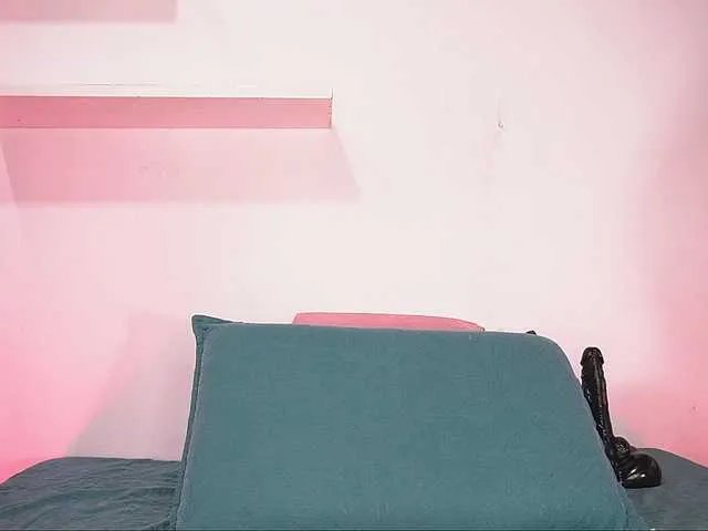 Freechat ale-evanz on BongaCams