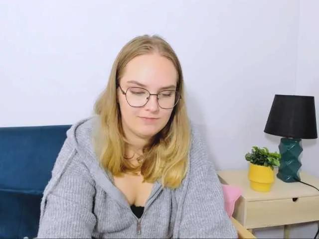 AlicePretty69 on BongaCams