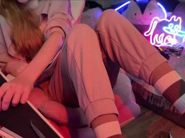 Alisa-Cheshirovna on BongaCams