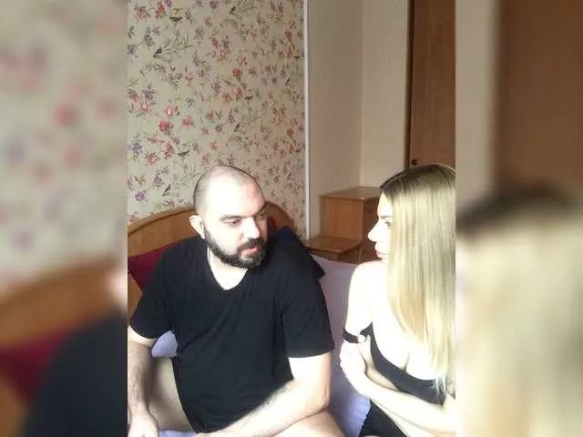 Freechat AlisaAleks on BongaCams