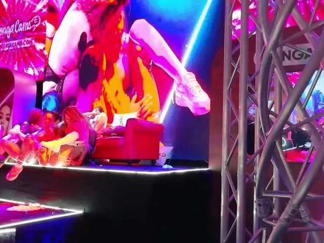 Freechat AngelaMyst on BongaCams