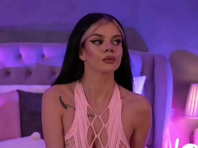 Freechat AriellSweety on BongaCams