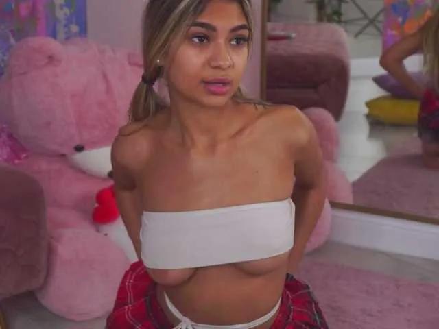 AshaYuva on BongaCams