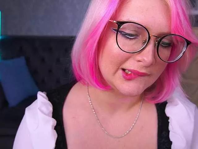 CoolTatis on BongaCams 