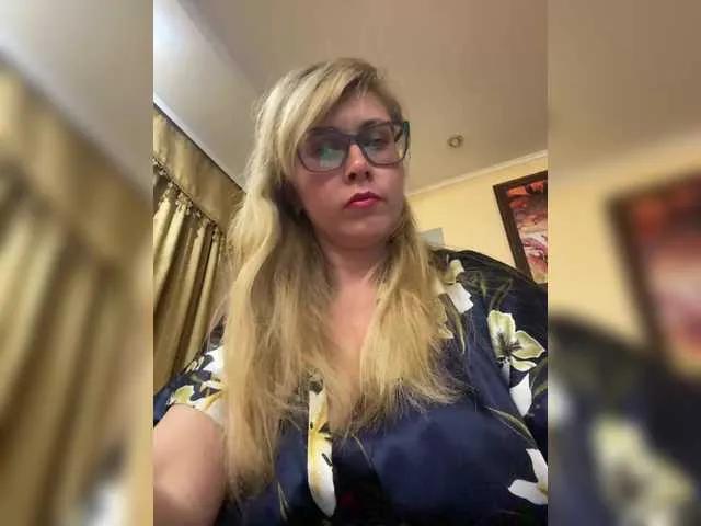 Crystal00Girl on BongaCams