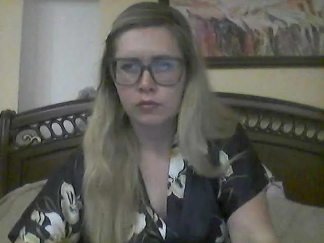 Crystal00Girl on BongaCams