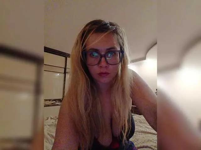 Crystal00Girl on BongaCams