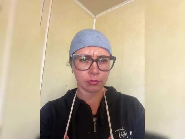 Crystal00Girl on BongaCams