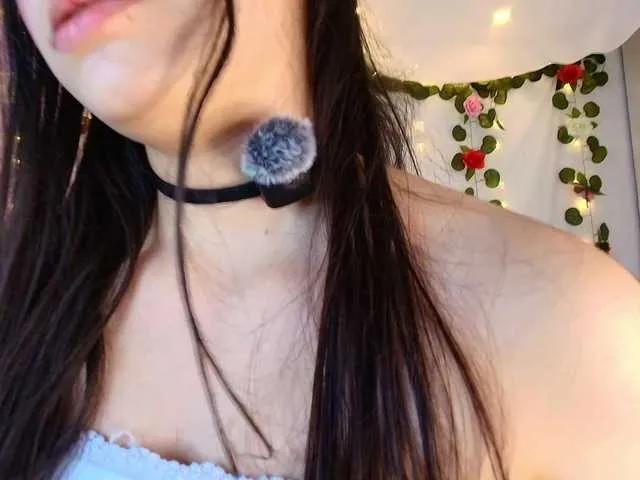 Discover Cutee-andrea1, she wants to masturbate for you cutee-andrea1 from BongaCams