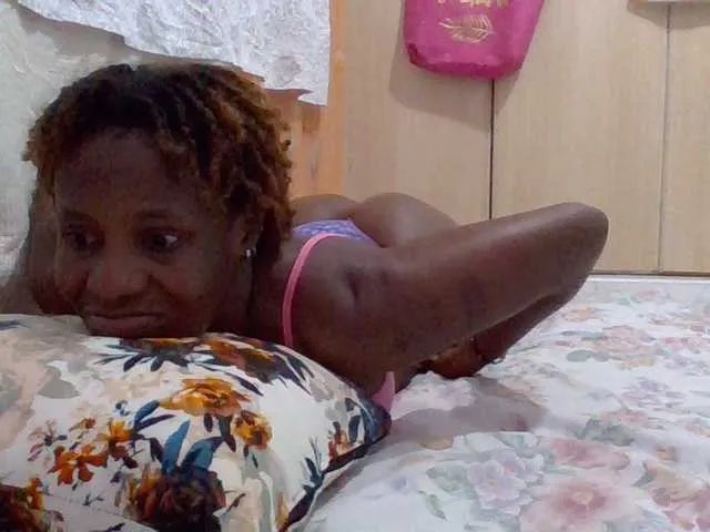 Freechat cutelizah on BongaCams
