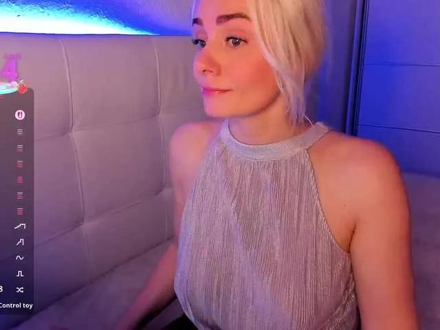 Dashulakiss1 on BongaCams