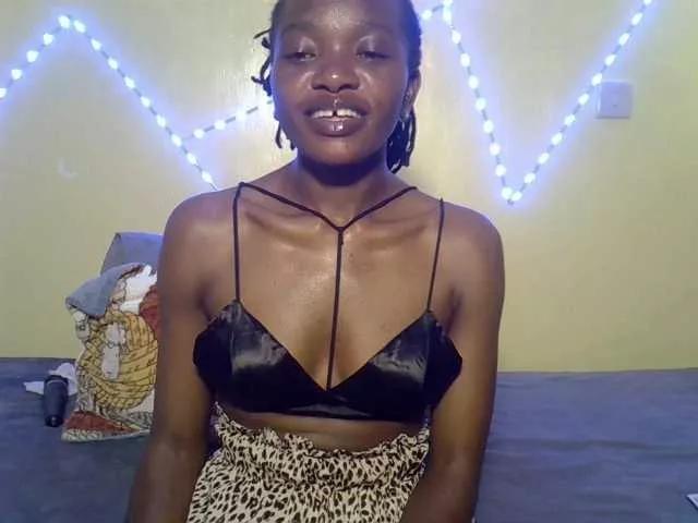 Eboniana on BongaCams 