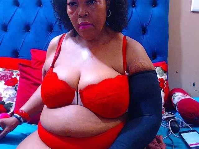 Freechat Ebonycandy10 on BongaCams