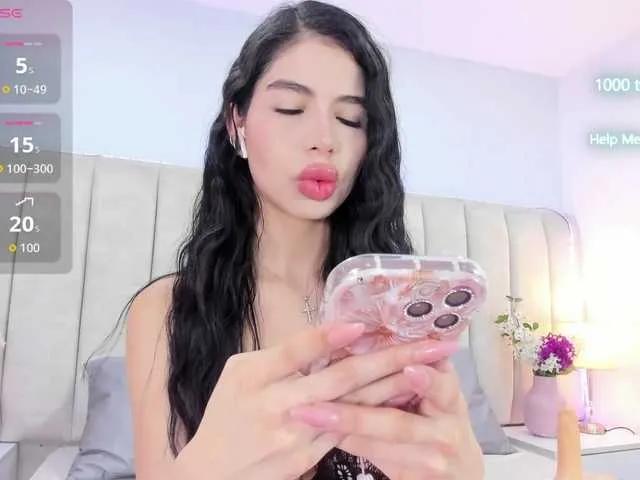 EllaThorne on BongaCams 