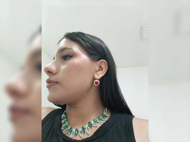 EmmaSanches on BongaCams