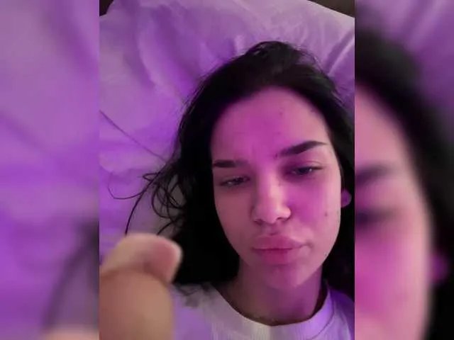 Freechat EvaDesire on BongaCams