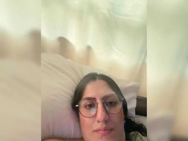 Freechat EvanShell1 on BongaCams