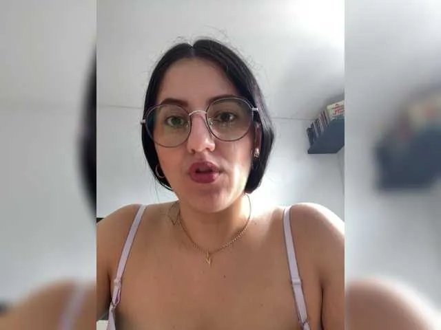 Freechat EvanShell1 on BongaCams
