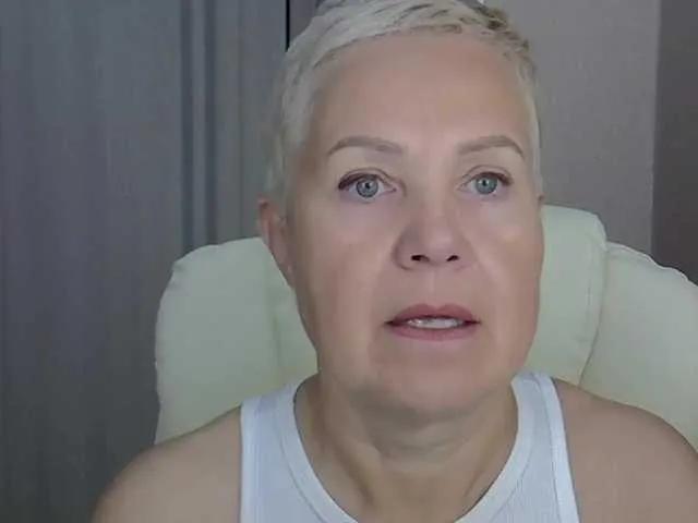 Freechat IFannyLove on BongaCams