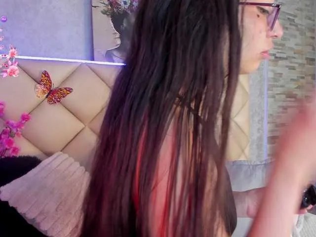 Freechat katnisslovee on BongaCams