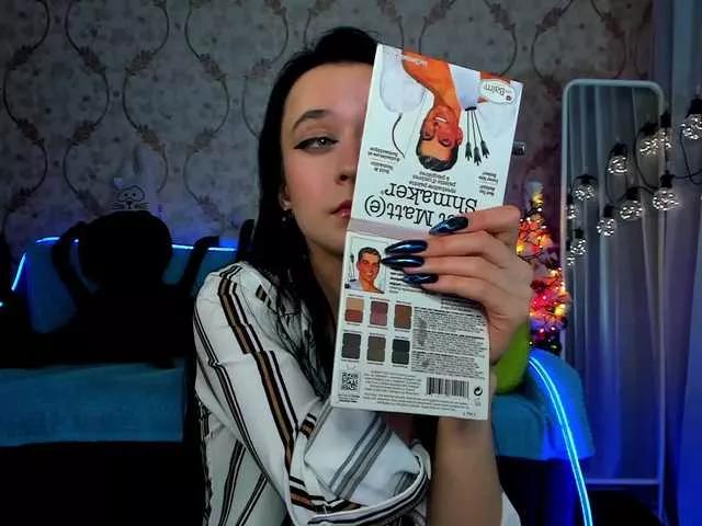 KiraLiLime on BongaCams