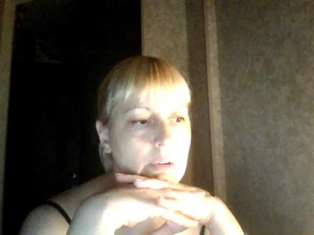 krisss2016 on BongaCams