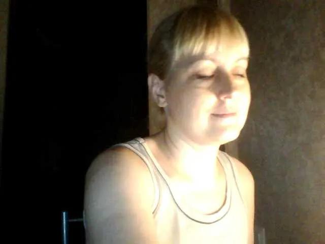 krisss2016 on BongaCams