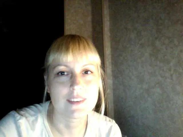 krisss2016 on BongaCams