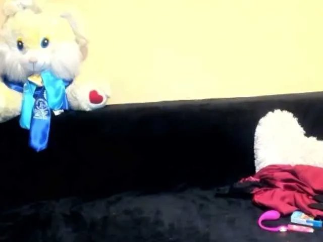 Freechat LadyLyanna25 on BongaCams