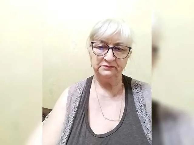 LolkaAlyss on BongaCams