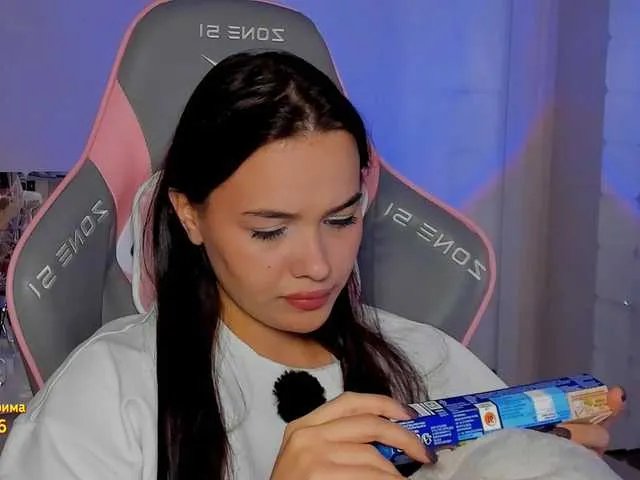 Freechat Mia-mit on BongaCams