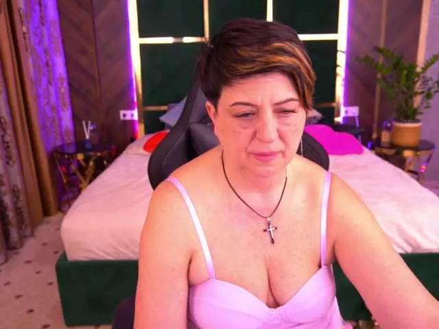 MilaMils on BongaCams 