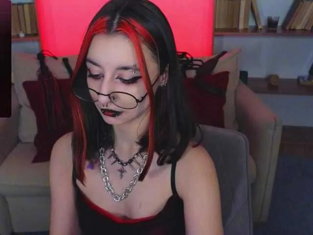 MistressMarcelline from BongaCams
