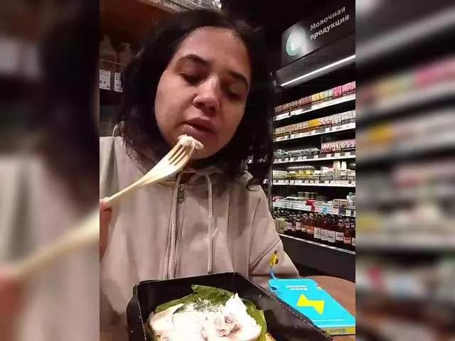 Mmmmmya on BongaCams