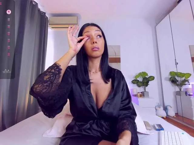 Nadeen69Nadia on BongaCams