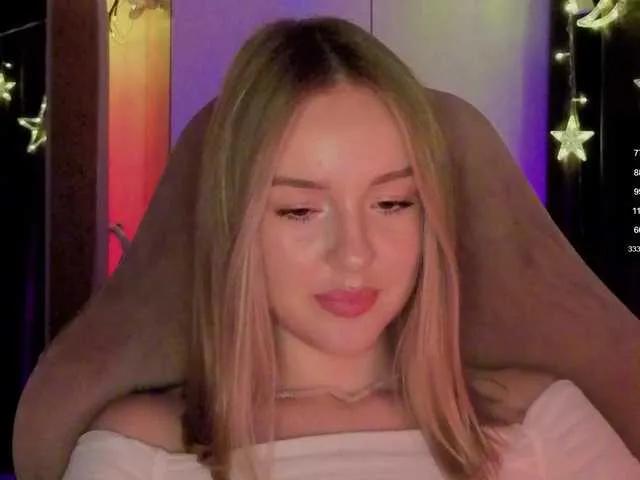 Nestyzz on BongaCams