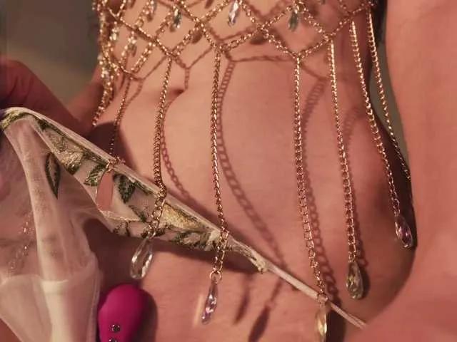 Ninilina on BongaCams