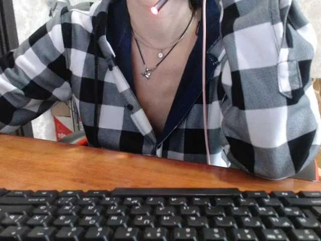 Freechat Olik-Pisa on BongaCams