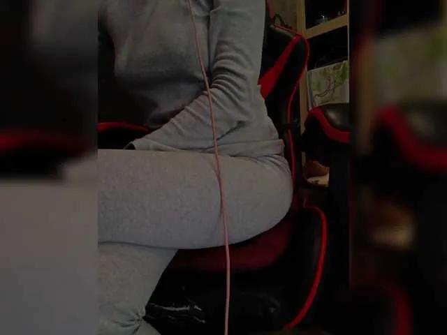 Freechat Olik-Pisa on BongaCams