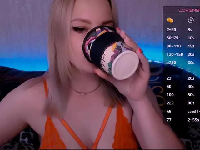 ORNELLAMUTTY on BongaCams 