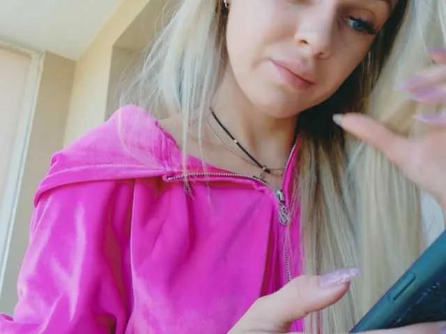 Freechat sexy-girl999 on BongaCams