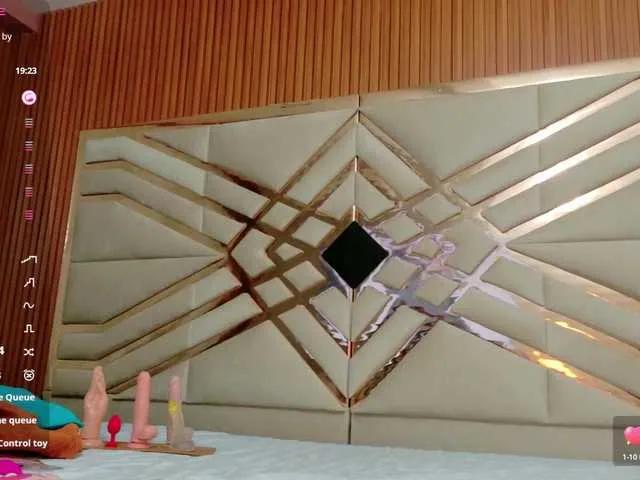 sluttyandmature on BongaCams