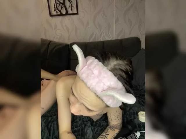 Freechat Twins-bleezza on BongaCams