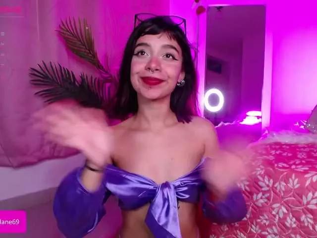 Violetlane on BongaCams