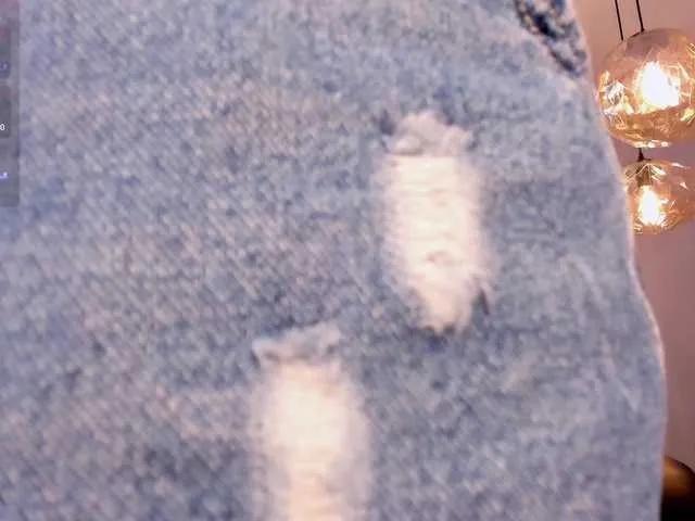 ViolettCastel on BongaCams