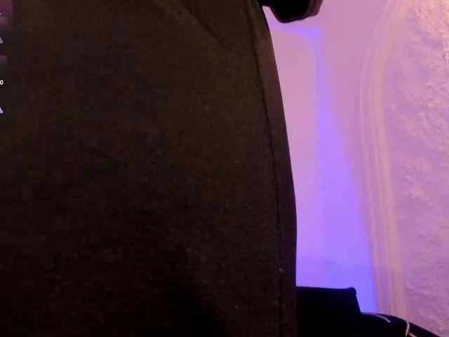 ViolettCastel on BongaCams