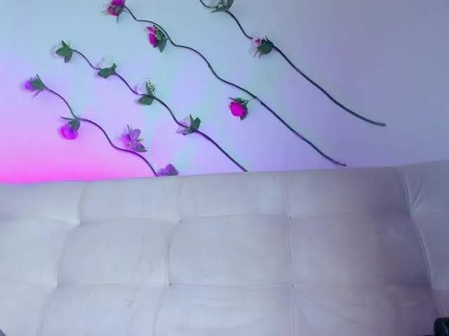 Freechat ZoeBrunet on BongaCams